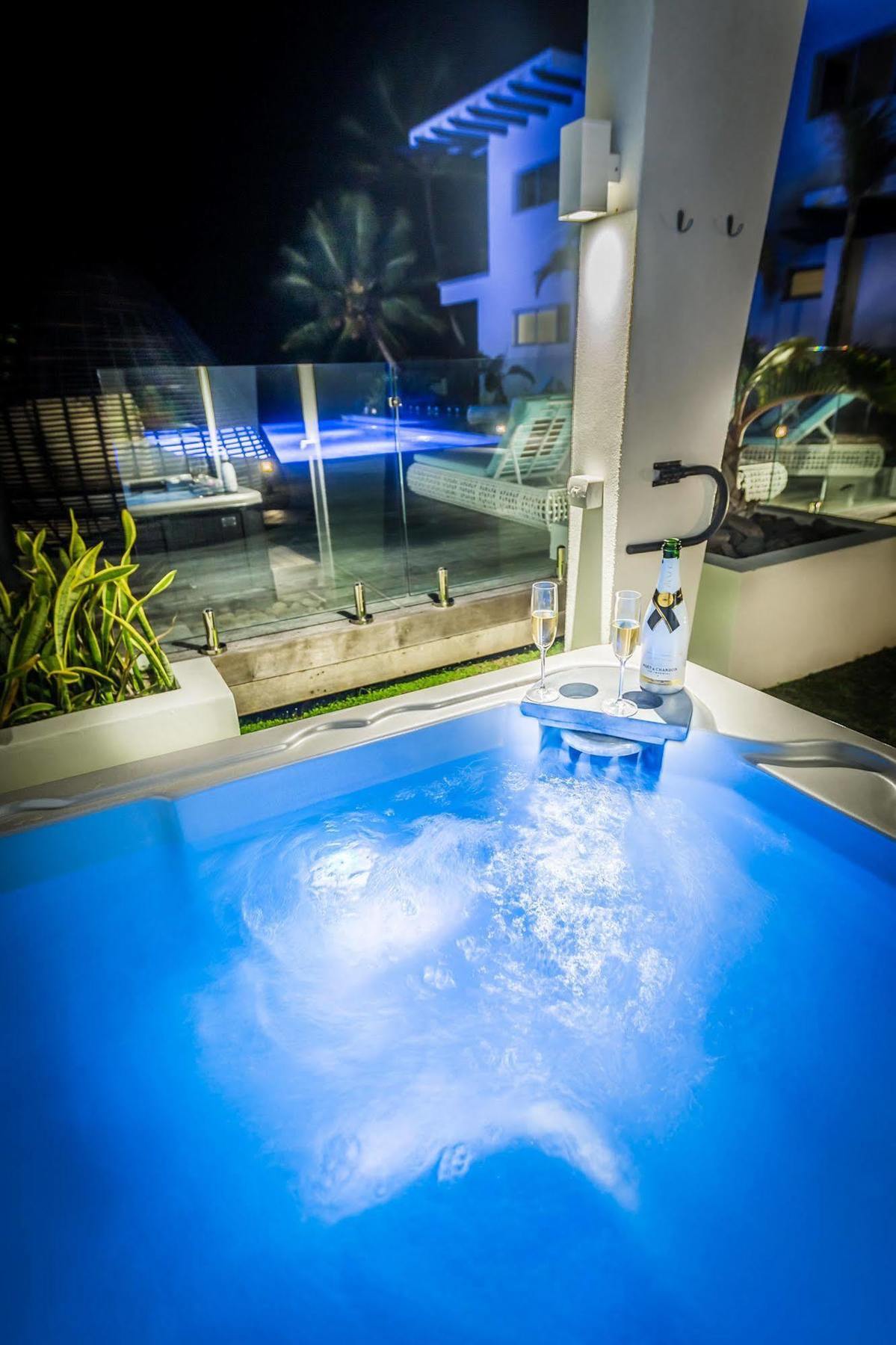 רארוטונגה Crystal Blue Lagoon Villas מראה חיצוני תמונה